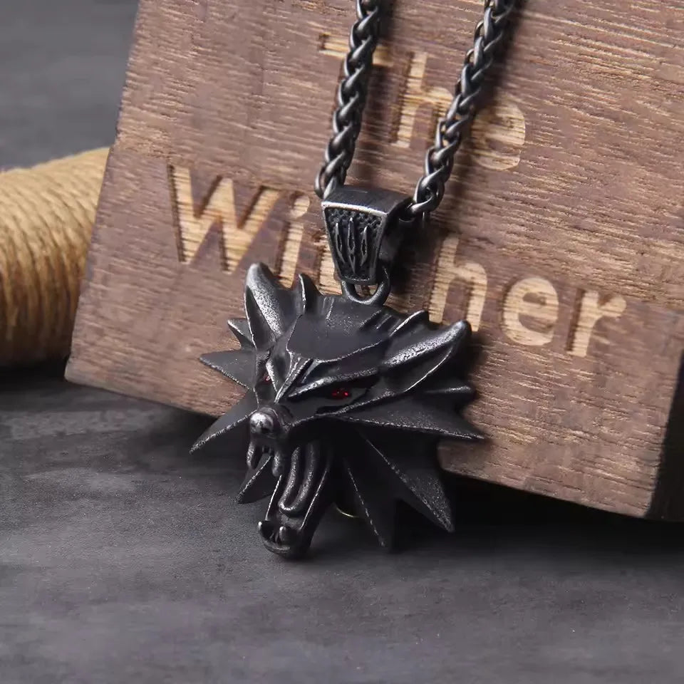 Colar Wolf The Witcher + Caixa de Madeira