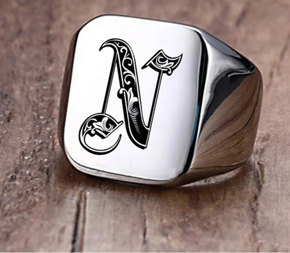 Anel Square Letra Inicial - Aço Inoxidável